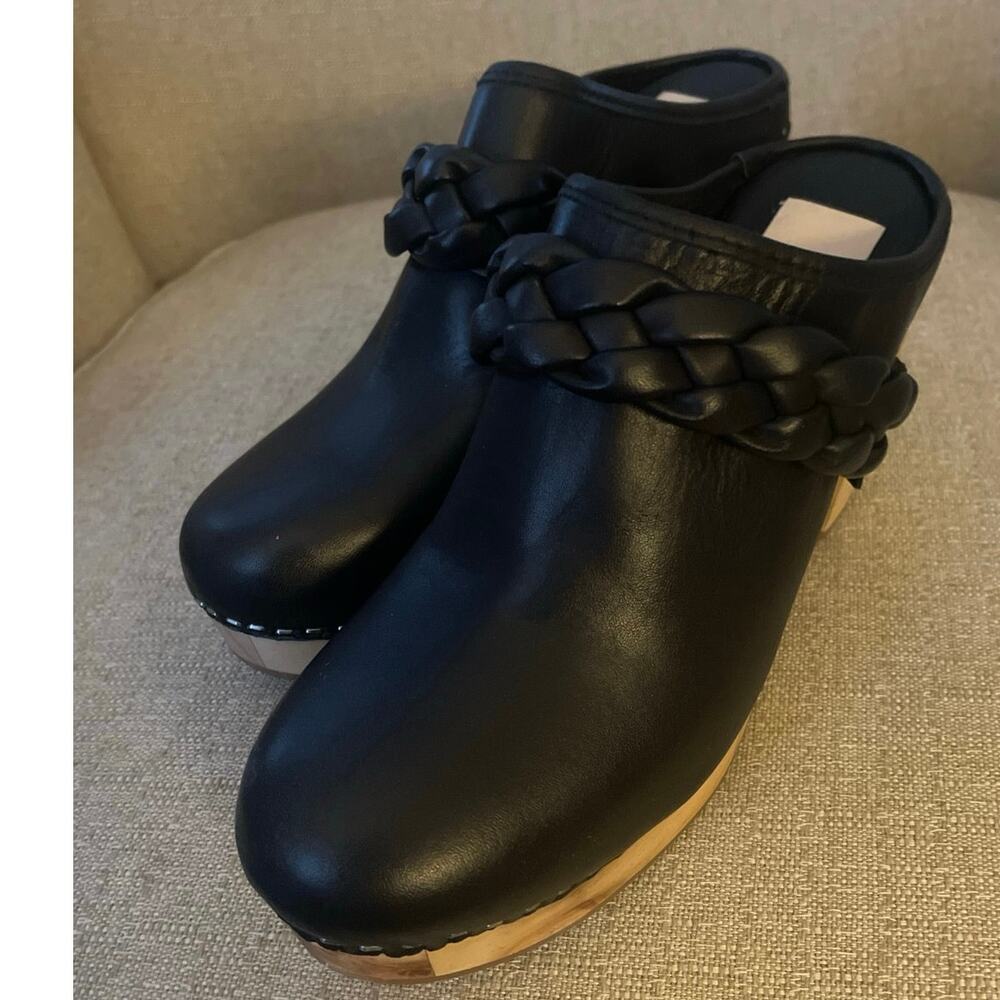 Dolce Vita Hila Braided Heel Saddle Leather Black Mule Clog, S84